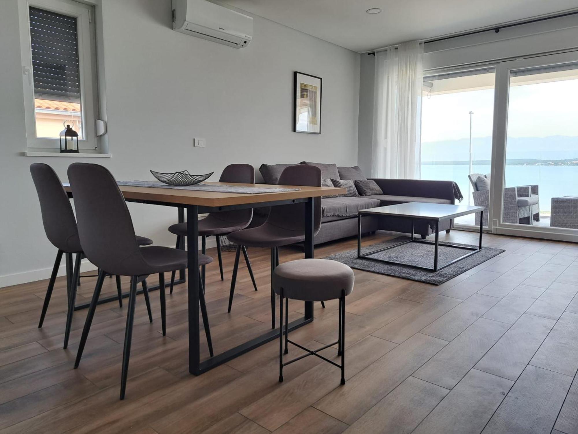 B & R Summer Breeze Apartments ニン エクステリア 写真