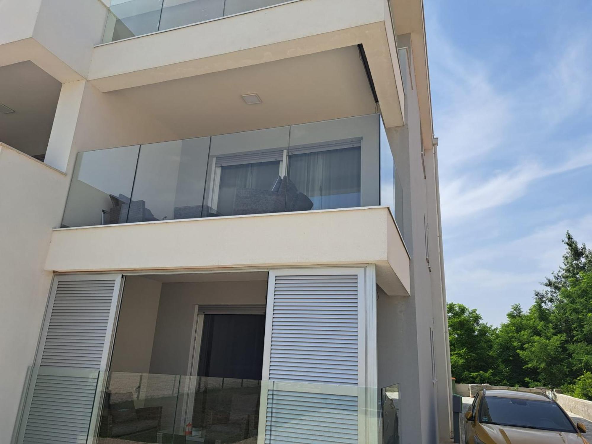 B & R Summer Breeze Apartments ニン エクステリア 写真